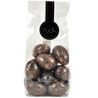 Black Amber Almonds - pose