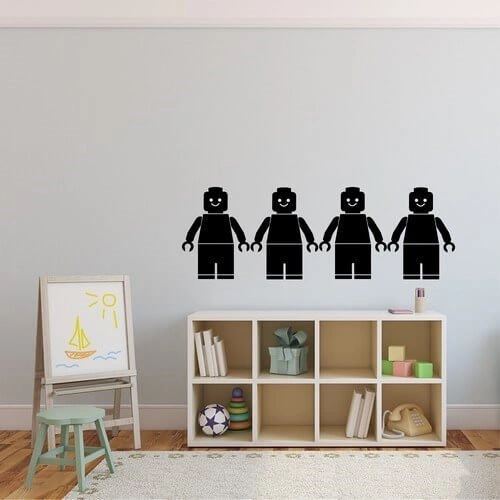 Wallsticker med fire ensfarvede Lego-figurer
